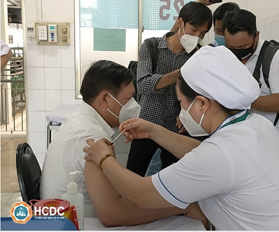 Bộ Y tế ban hành Công văn gửi 9 Bộ đề nghị tăng cường tiêm vaccine COVID-19 
